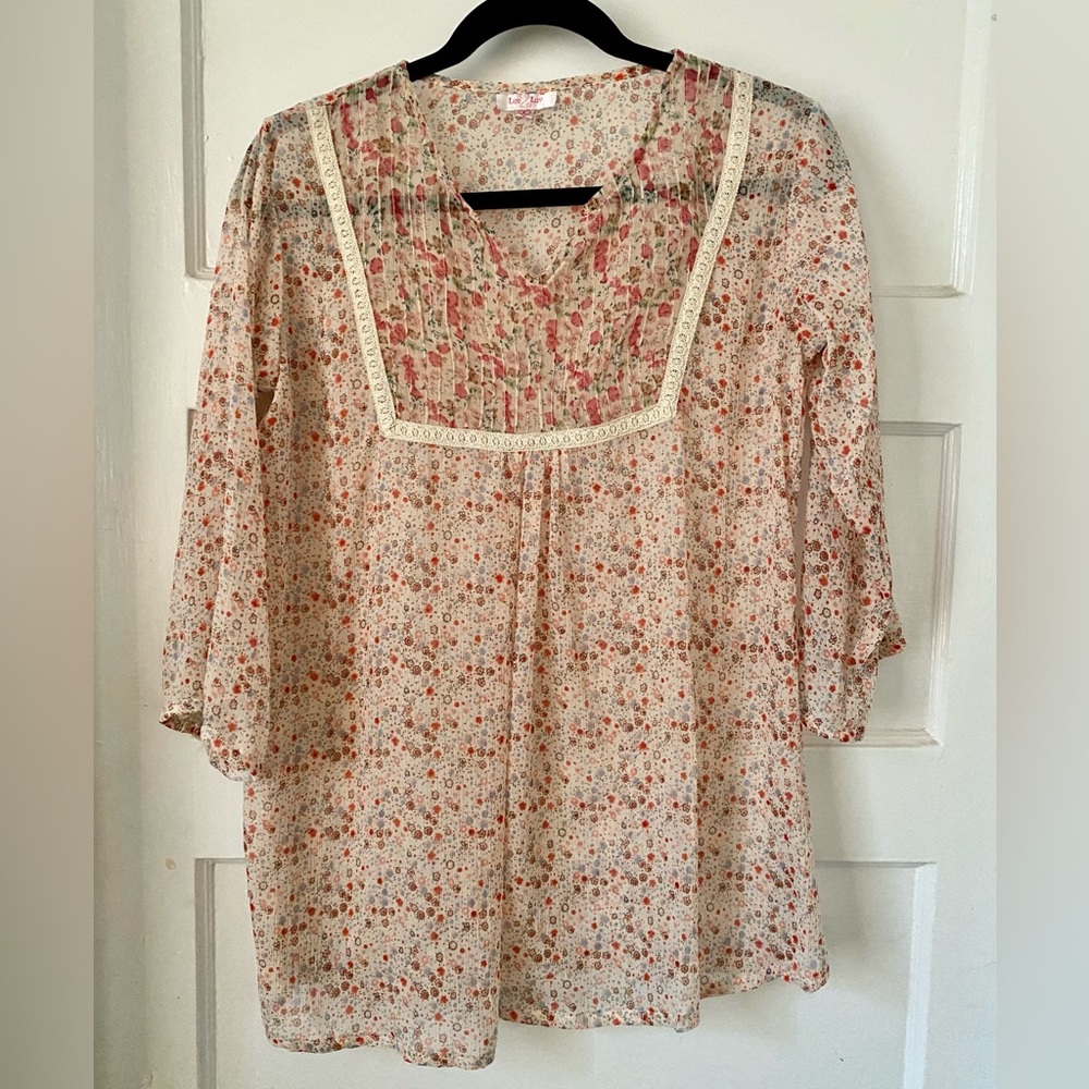 Retro Floral Sheer Peasant Top Size Large luv2luv